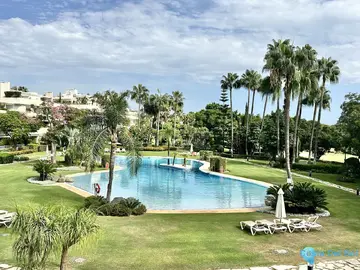 3 bedroom Apartment for Sale in Marbella-29511