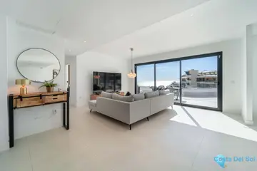 3 bedroom Apartment for Sale in Fuengirola-29522