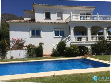 4 bedroom House for Sale in Mijas