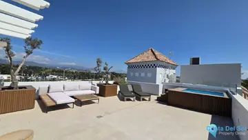2 bedroom Apartment for Sale in Estepona-29902