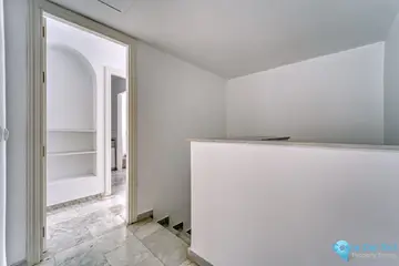 5 bedroom Apartment for Sale in Guadalmina Baja-29975