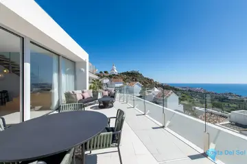 3 bedroom Apartment for Sale in Benalmadena-30102