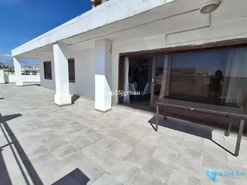 4 bedroom Apartment for Sale in Estepona-30109