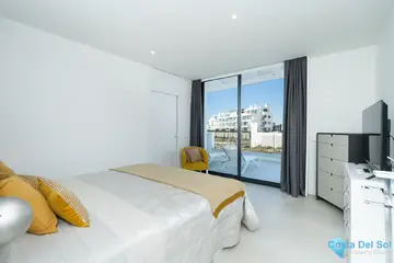 3 bedroom Apartment for Sale in Fuengirola-30157