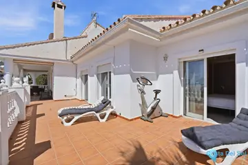6 bedroom House for Sale in Benalmadena-30355