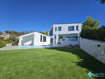 3 bedroom House for Sale in Mijas