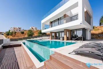 3 bedroom House for Sale in Estepona-31185