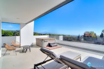 4 bedroom Apartment for Sale in Estepona-31238