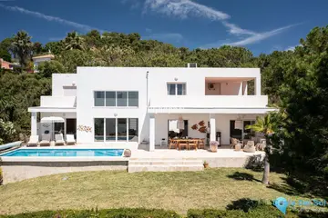5 bedroom House for Sale in Estepona-31272