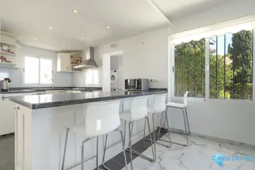 5 bedroom House for Sale in La Cala de Mijas-31336