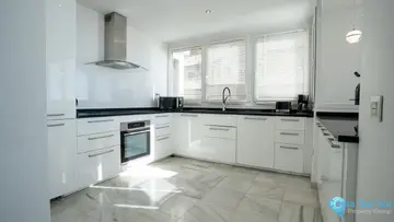 3 bedroom Apartment for Sale in Marbella-31340