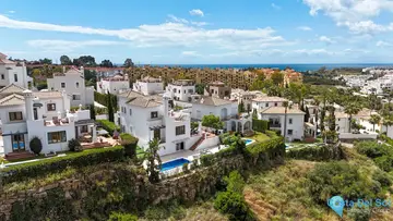 4 bedroom House for Sale in Estepona-31358