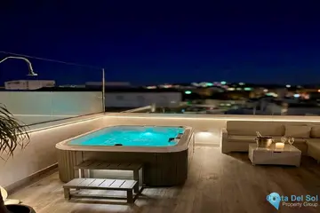 4 bedroom House for Sale in Estepona-31424