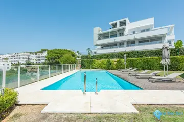 3 bedroom Apartment for Sale in La Quinta-31482