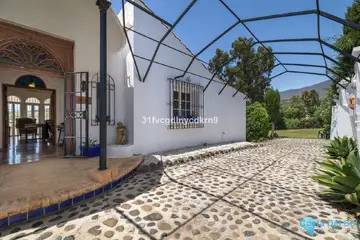 6 bedroom House for Sale in Estepona-31502