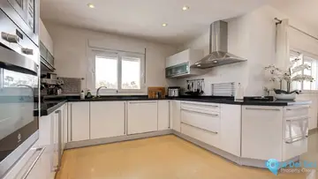 4 bedroom House for Sale in Manilva-31554
