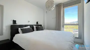 2 bedroom Apartment for Sale in New Golden Mile-82849