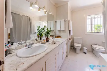 4 bedroom House for Sale in Atalaya-31960