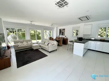 6 bedroom House for Sale in Mijas Costa-32196