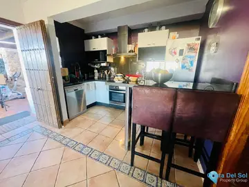 7 bedroom House for Sale in Cancelada-32434