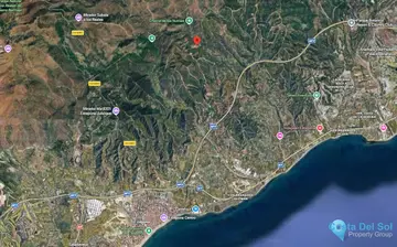 590195m2 Plot for Sale in Estepona-32500