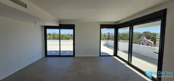 4 bedroom Apartment for Sale in Torremolinos-32540