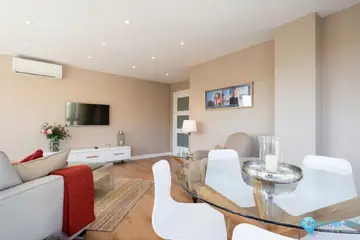 4 bedroom Apartment for Sale in Málaga Centro-32569