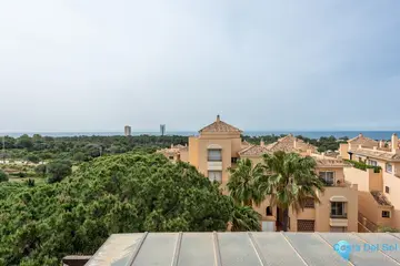 4 bedroom Apartment for Sale in Elviria-32699