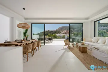 4 bedroom House for Sale in Benalmadena Pueblo-32826