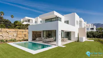 3 bedroom House for Sale in Estepona-32876