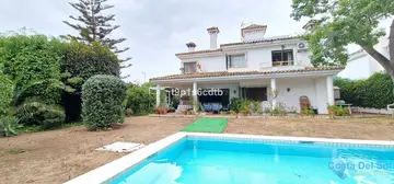 5 bedroom House for Sale in Marbella-32899