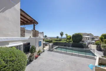 6 bedroom House for Sale in Estepona-32987