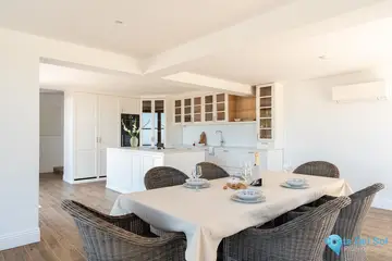 5 bedroom House for Sale in Casares-32996