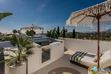 3 bedroom House for Sale in Nueva Andalucía-33050