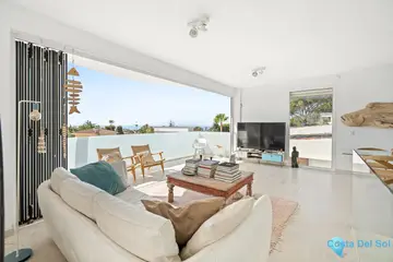 3 bedroom House for Sale in Marbesa-33125