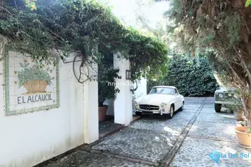 5 bedroom House for Sale in Sotogrande Costa-33208
