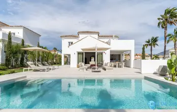 4 bedroom House for Sale in Casares Playa-33398