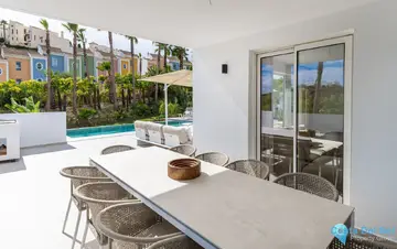 4 bedroom House for Sale in Casares Playa-33405