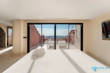 4 bedroom Apartment for Sale in La Quinta-33418