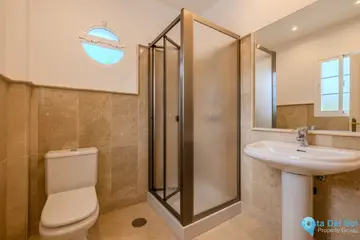 4 bedroom House for Sale in San Roque Club-33450