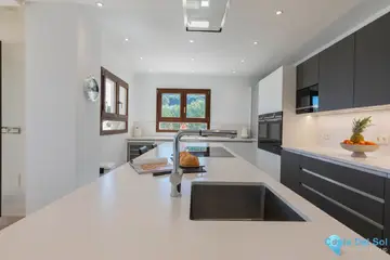 4 bedroom House for Sale in Benahavís-33556