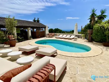 4 bedroom House for Sale in El Padron-33562
