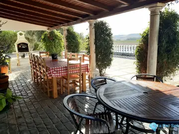 4 bedroom House for Sale in Bornos-33722