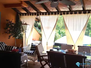 3 bedroom House for Sale in The Golden Mile-33727