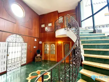 6 bedroom House for Sale in Benalmadena-33834