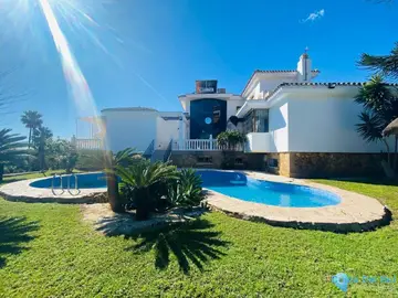 6 bedroom House for Sale in Benalmadena-33843