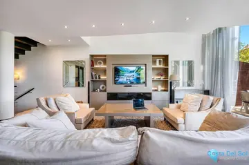 2 bedroom House for Sale in Sierra Blanca-33991