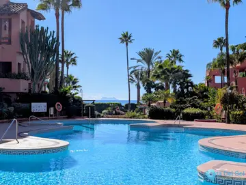 3 bedroom Apartment for Sale in New Golden Mile-34279