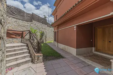 5 bedroom House for Sale in Marbella-34489