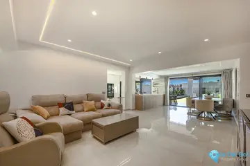 3 bedroom House for Sale in New Golden Mile-34502